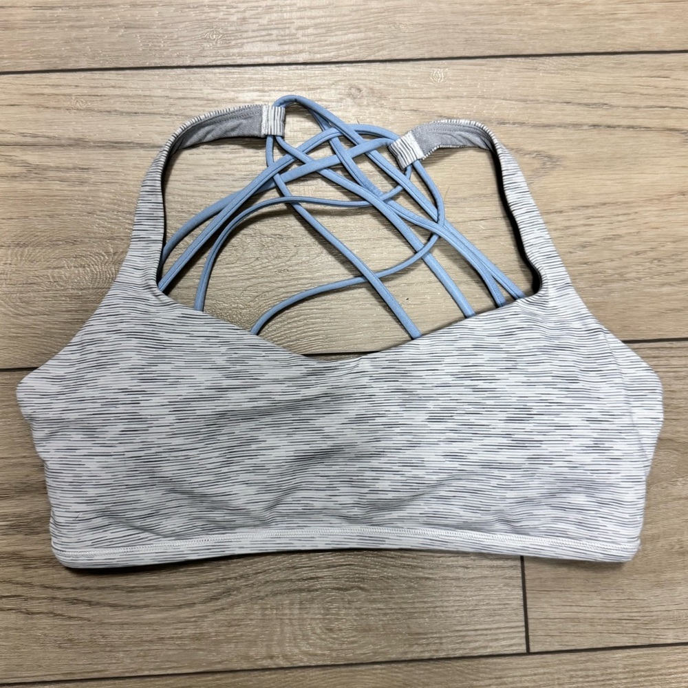 Lululemon Free to Be Wild bra *Light A/B Wee Are From Space/Blue Linen, 10